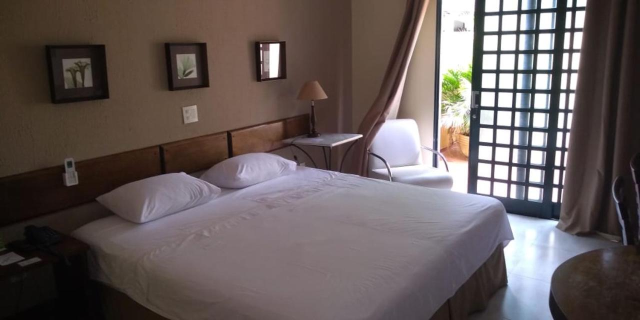 Maria Plaza Hotel อาราซาตูบา ภายนอก รูปภาพ
